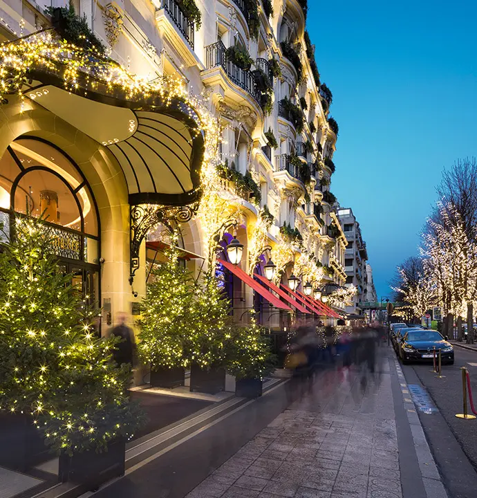 Guirlandes et rideaux lumineux pour hôtels et restaurants