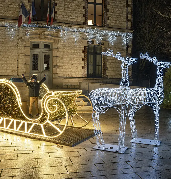 Motifs lumineux géants 3D et décors de Noël pour village